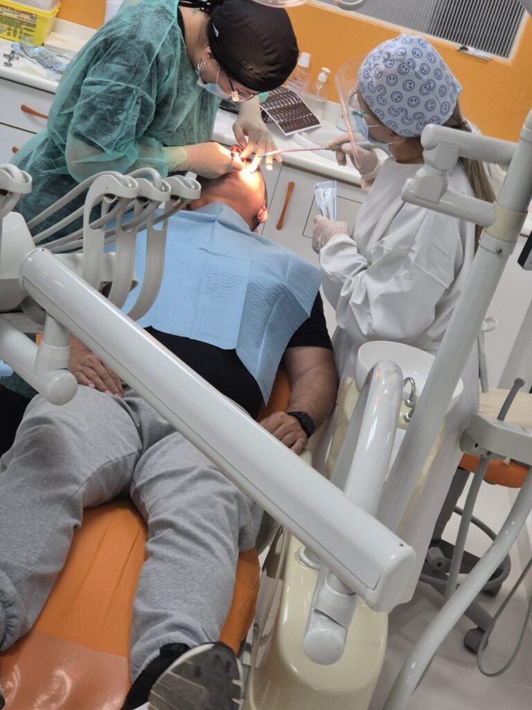 clini6